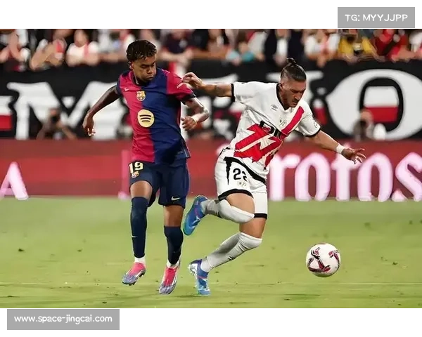 塞维利亚1-1平阿拉维斯，双方各有一名球员染红离场